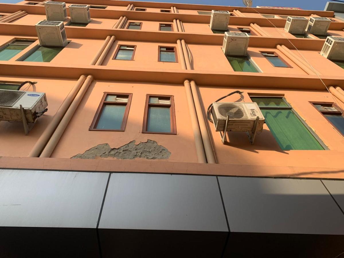 Hotel Noida Continental At Noida City Center Bagian luar foto